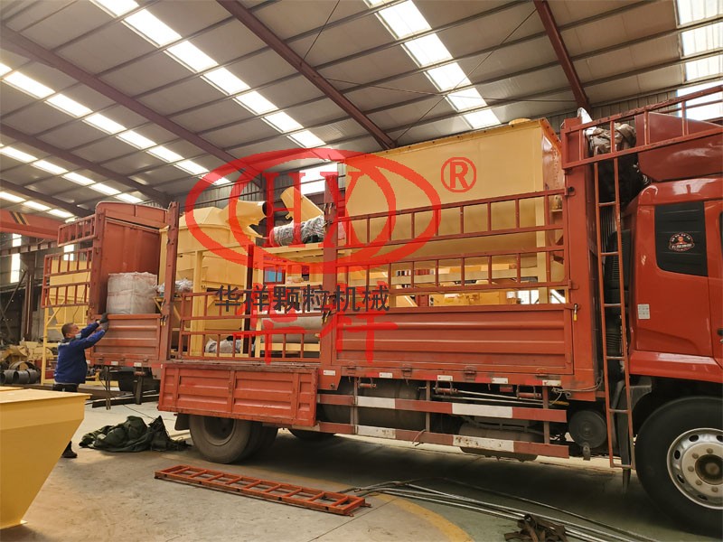 竹粉貓砂顆粒機(jī)